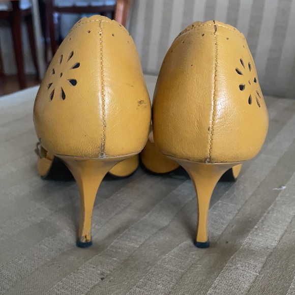 BCBGirls - Picture 2 of 5